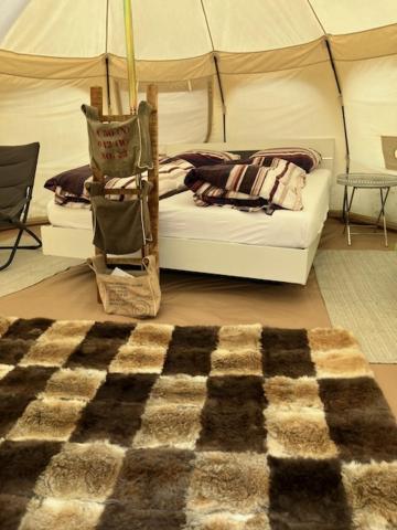 Natuur-Like Glamping In Bosland NeerNeerpelt Exterior photo